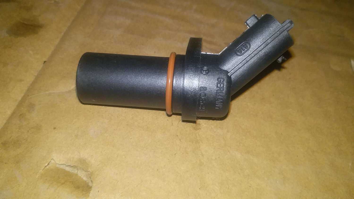 200V27120-7038 — Датчик коленвала и распредвала MC11,MC13,SITRAK, T5G ...