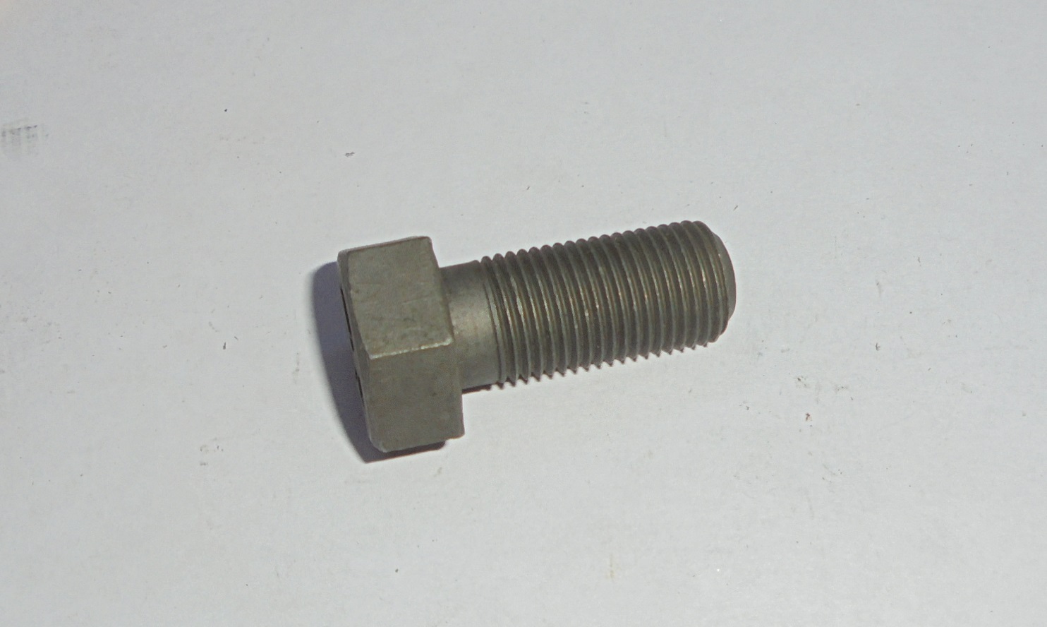 Hexagon head bolt (M16x1.5×35)