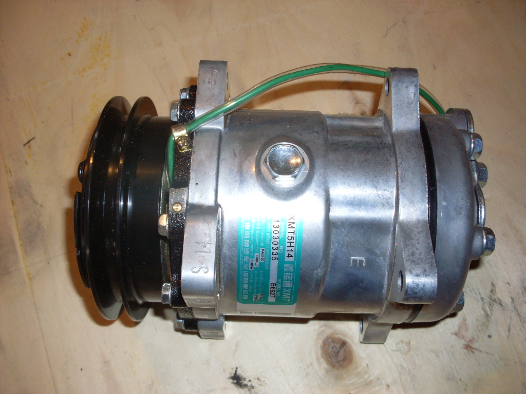 Air conditioner compressor ручейковый